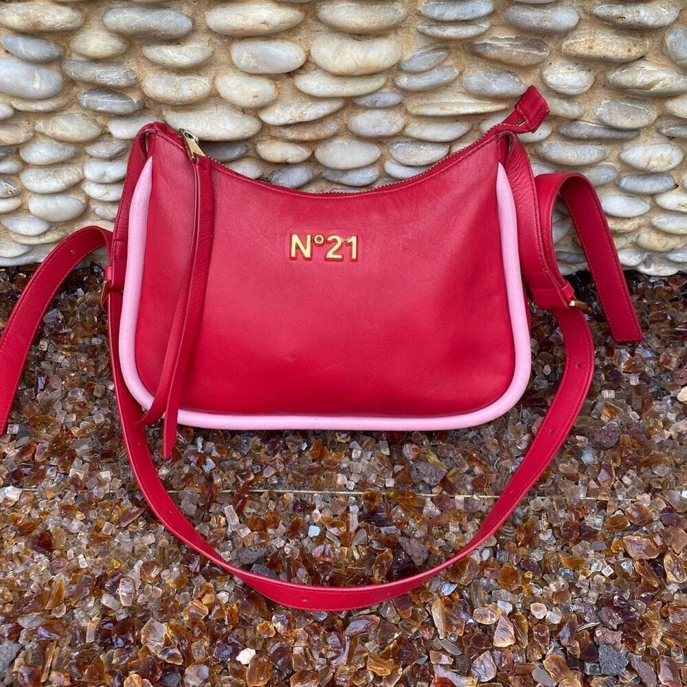 No 21 Lolita Magenta Pink Leather Logo Lettering Crossbody Shoulder Bag EUC